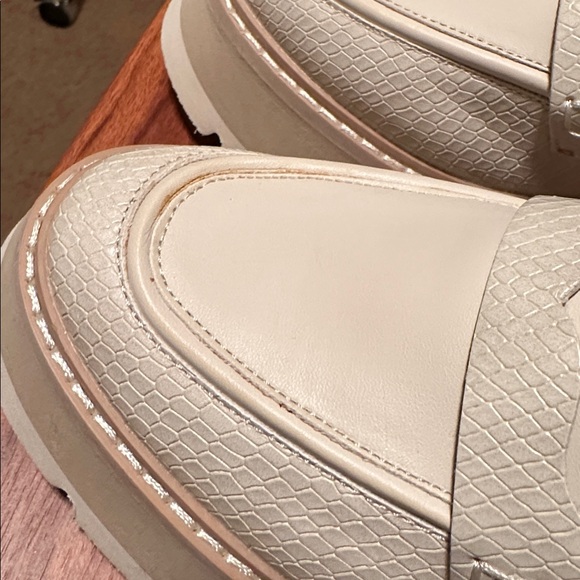 Dolce Vita Cream Platform Loafers - Picture 6 of 7